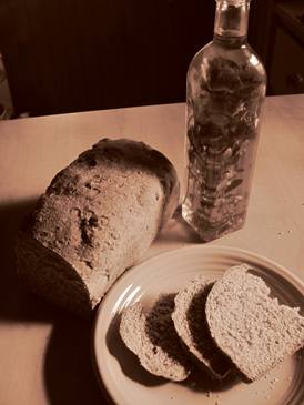 Pantry Paratus bread with infused olive oil