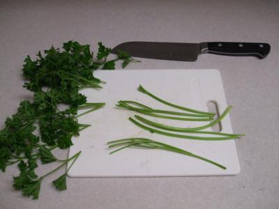 separate parsley from stem