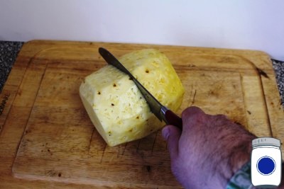 Cut the Pineapple in half