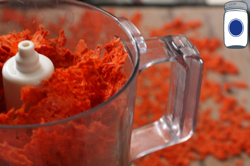 Putting Dehydrated Vegetables in Food Processor